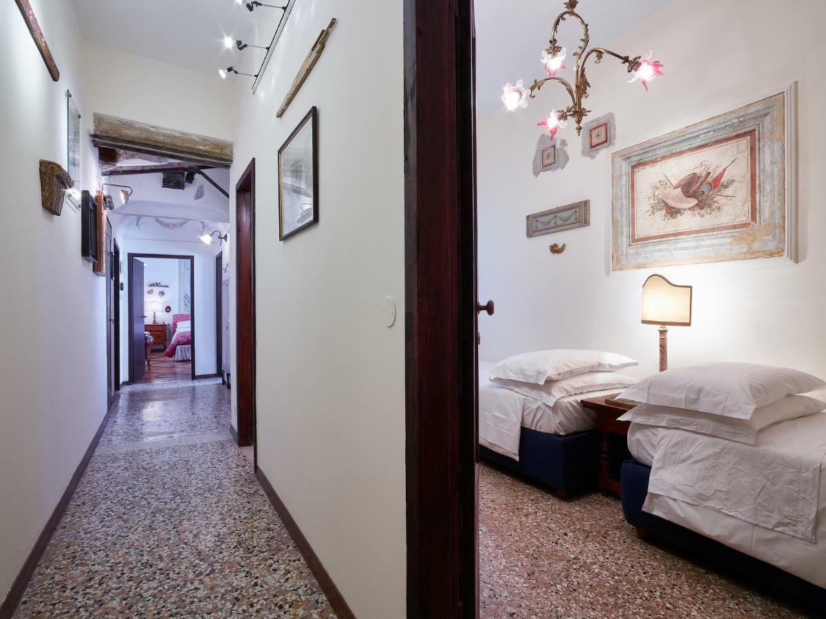 Palazzo Morosini Brandolin Dimora Romantica Венеция Экстерьер фото