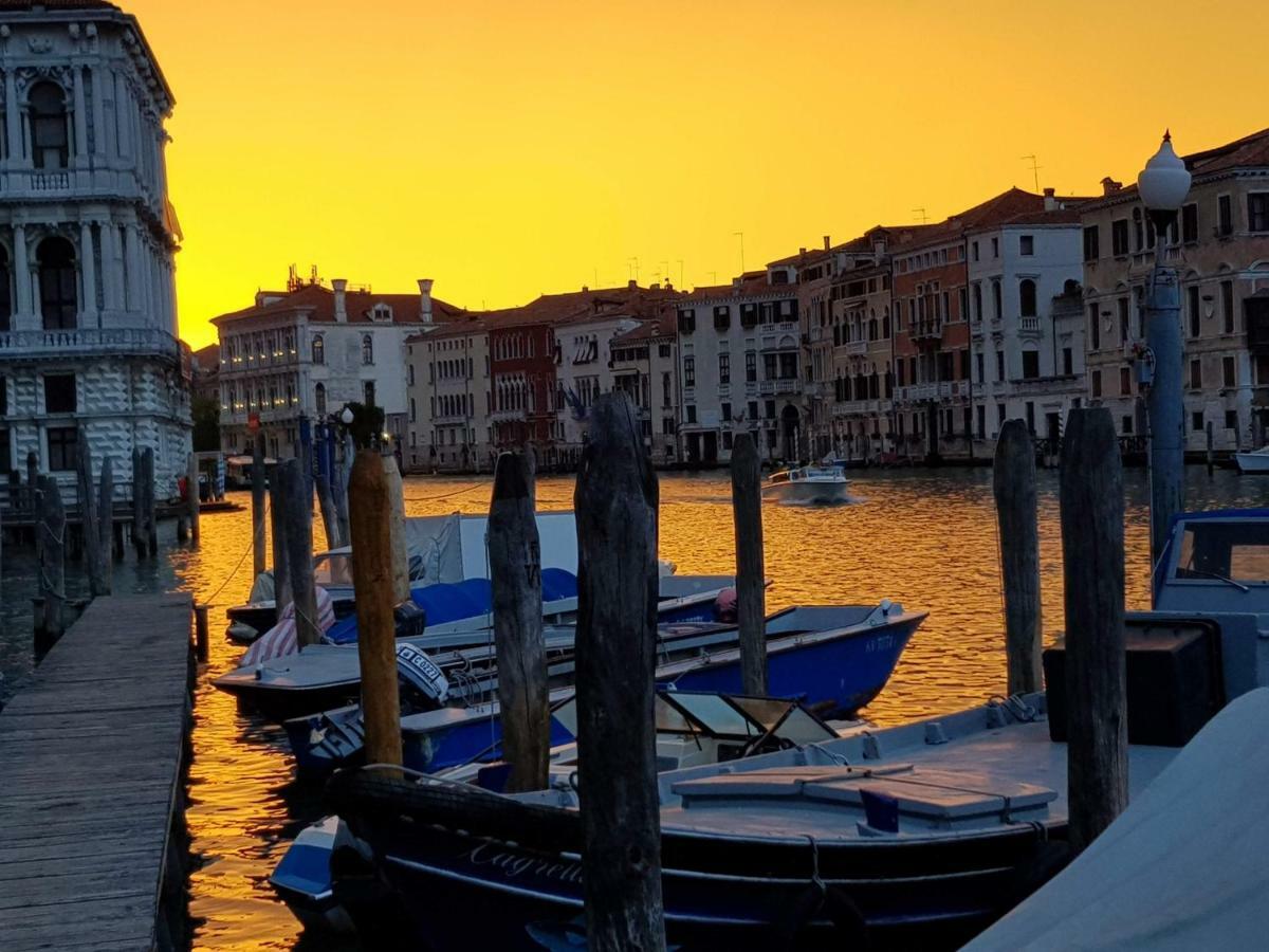 Palazzo Morosini Brandolin Dimora Romantica Венеция Экстерьер фото