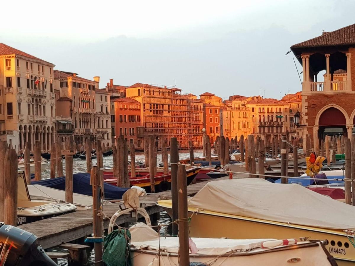 Palazzo Morosini Brandolin Dimora Romantica Венеция Экстерьер фото
